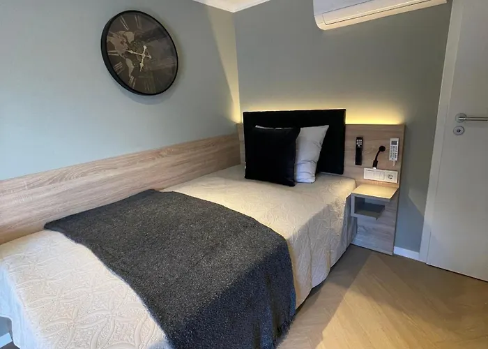 Five - Premium With King Size Bed, Kitchen, Ac, Close To Air Base 아파트 람스타인-미젠바흐